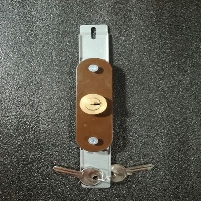 Замок ригельный для защитных роллет (коричневый)