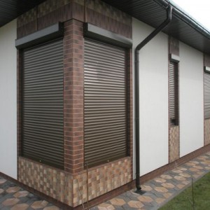 Защитные ролеты